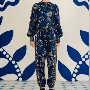 FARM RIO Black Blue Macaw Forest Two- Piece Sweatsuit Size S